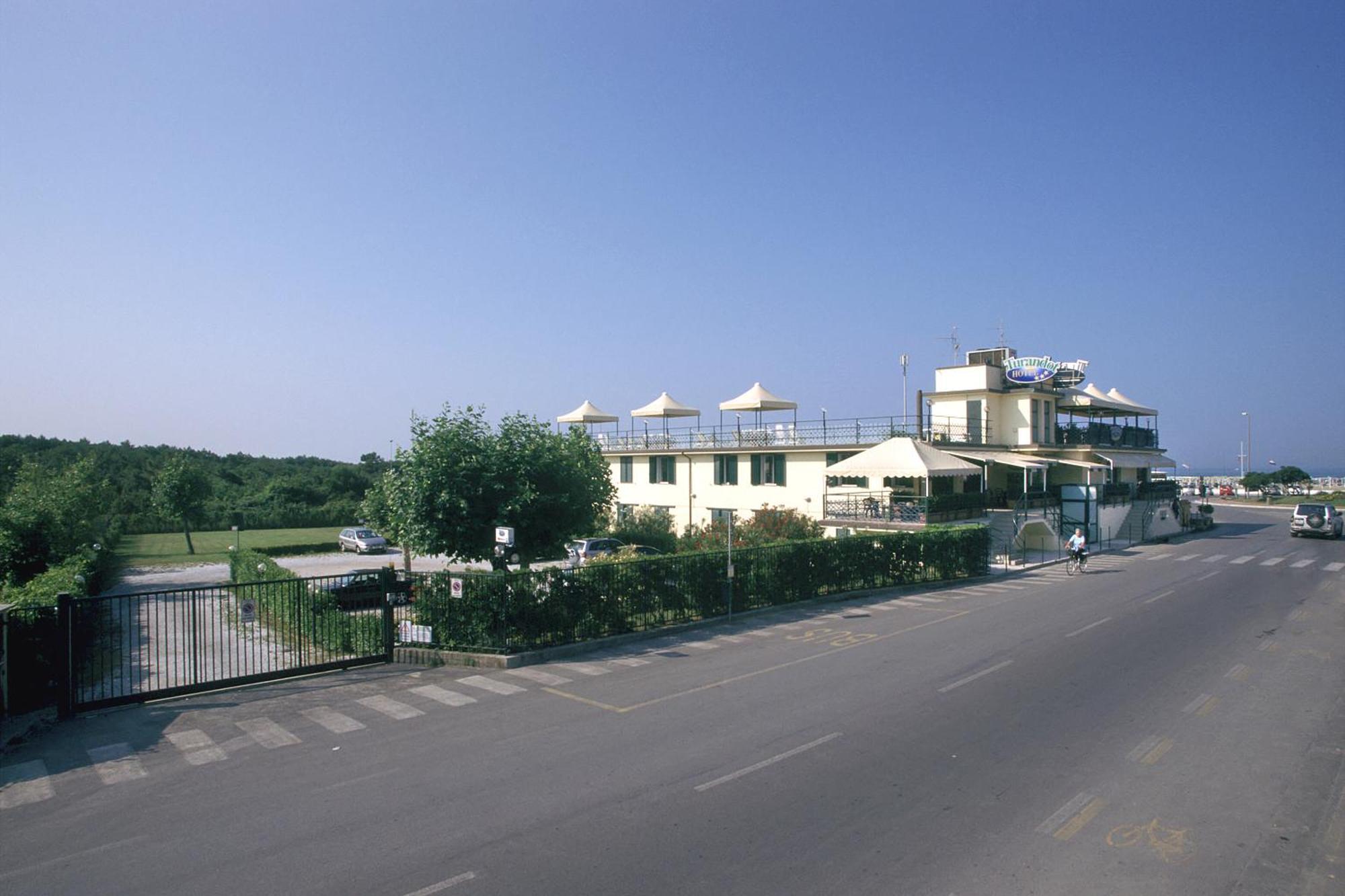 Hotel Turandot Torre del Lago Puccini Dış mekan fotoğraf