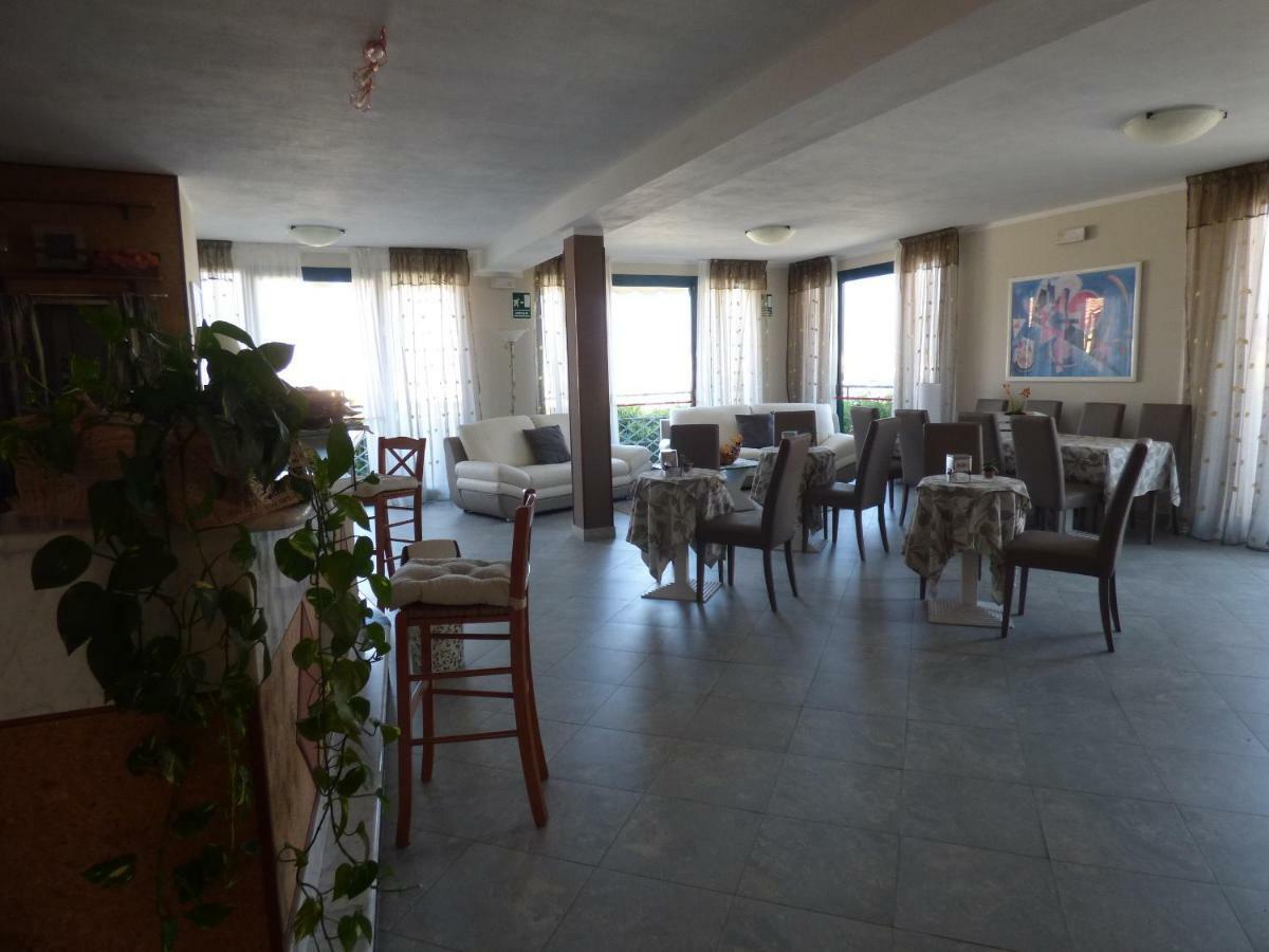 Hotel Turandot Torre del Lago Puccini Dış mekan fotoğraf